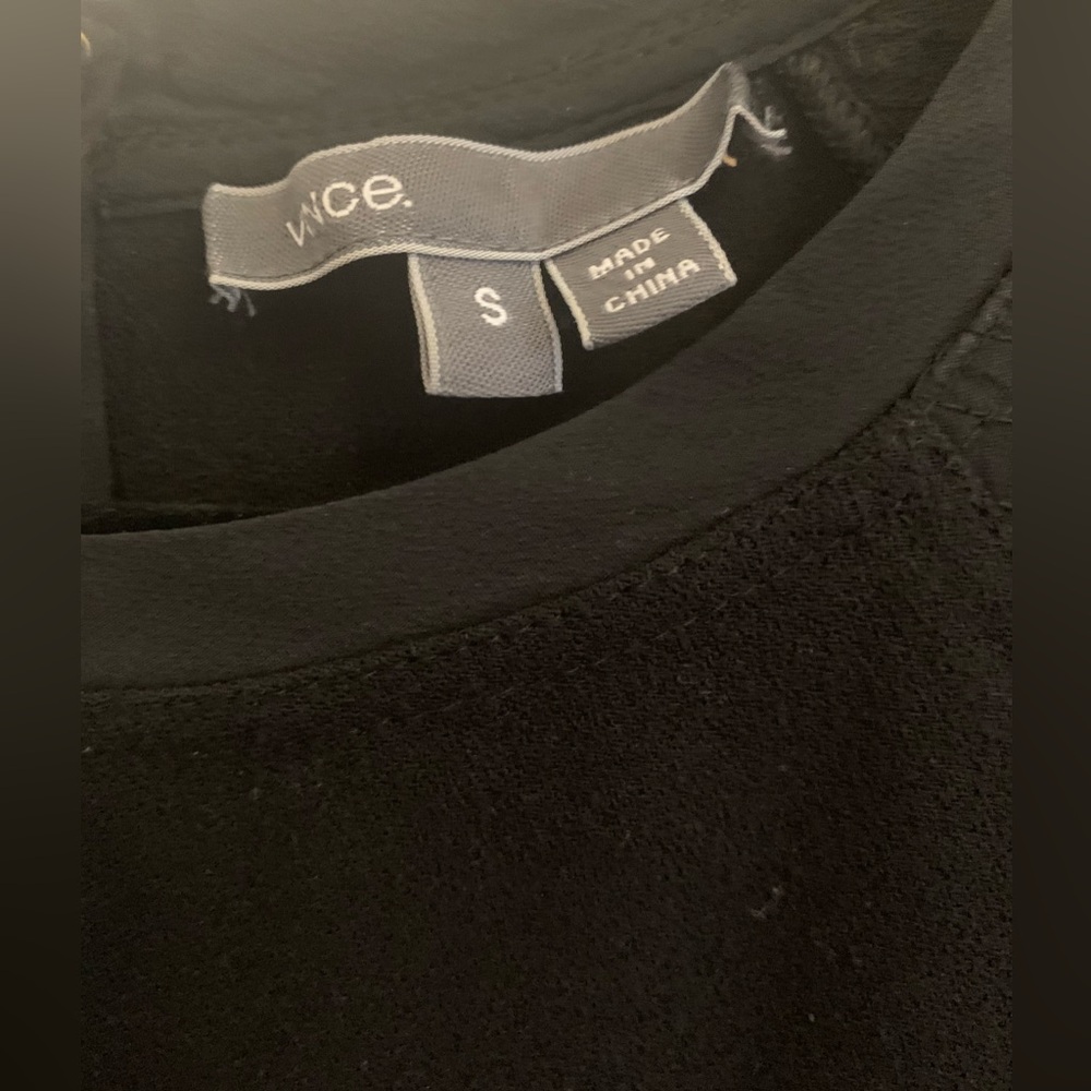 Vince Black Short Sleeve Dress - Picture 3 of 4